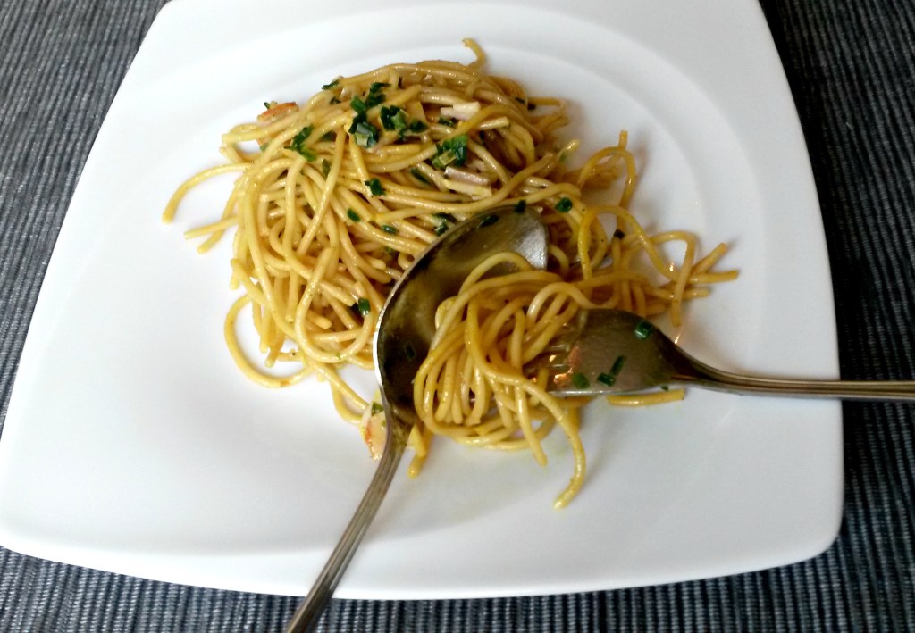 Chinesischer Nudelsalat