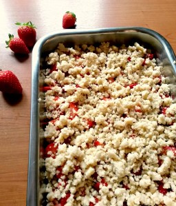 Strawberry-Crumble bearbeitet