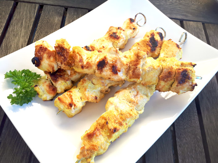 Hühnchen in Buttermilch-Curry Marinade