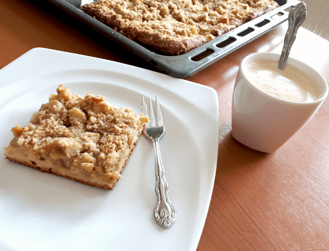 Rhabarberstreuselkuchen