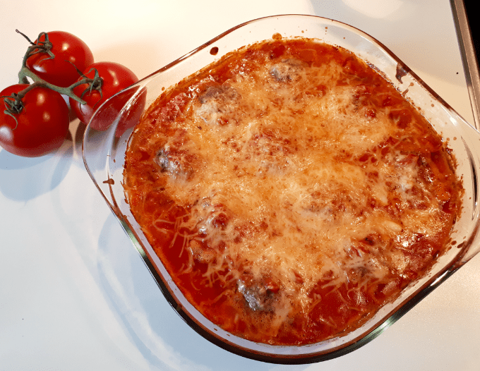 Hackbällchen an Tomatenspße