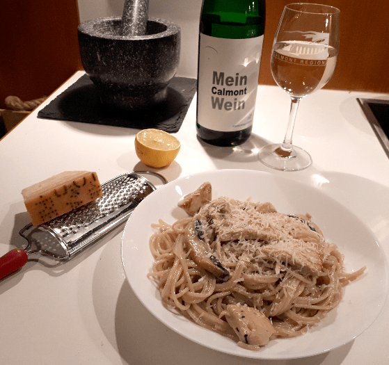 Pasta an Rieslingrahm