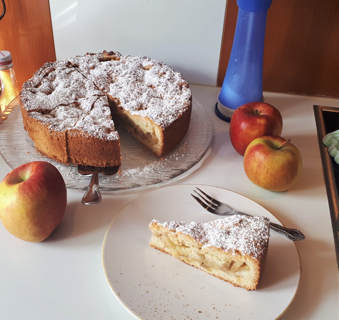 Gedeckter Apfelkuchen